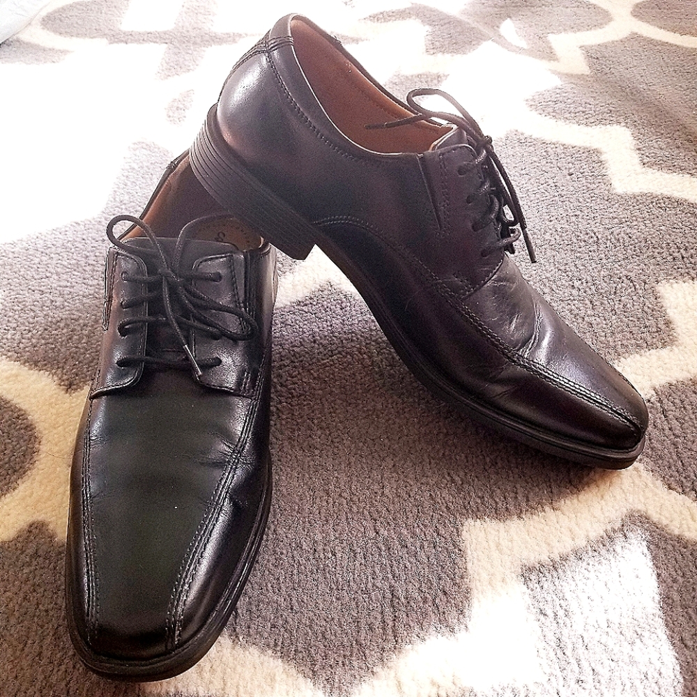 Men's Clark Ultimate Comfort Collection Dress Shoes Gem